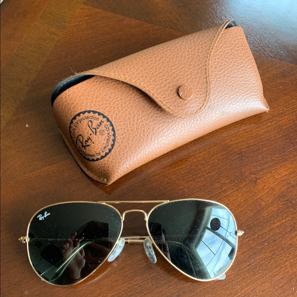 Aviator Ray Bans sunglasses